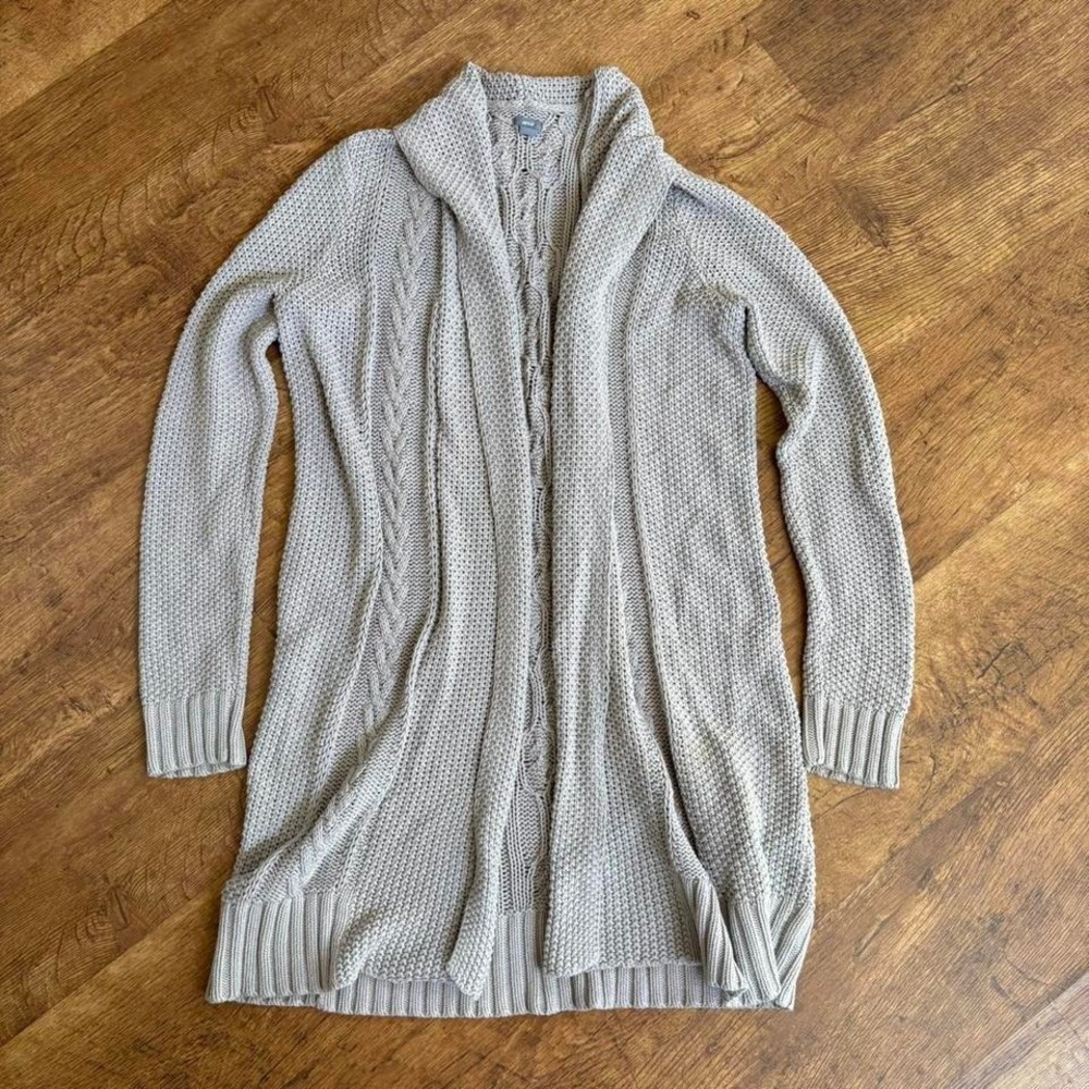 Light grey Aerie cable knit cardigan